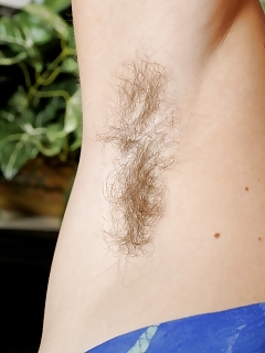 Yanna Hairy Sister