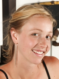 Aden Hairy Women Nude