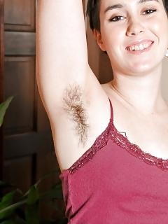 Barb Furry Girl Hairy Pussy