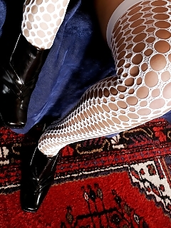 Tiara Fucking Hairy Women