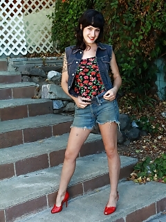 Stacey Hairy Pussy Relative