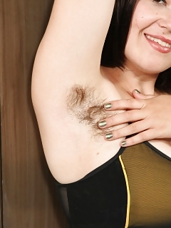 Ezra Wet Hairy Teen Pussy