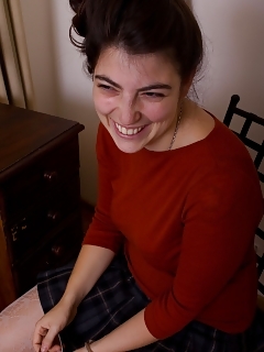 Nora Naked Amateur Hairy Women