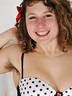 Felicia Atk Hairy Blond