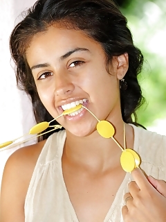 Ambar Skinny Hairy Sex