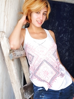 Mariana Hairy Muscle Stud